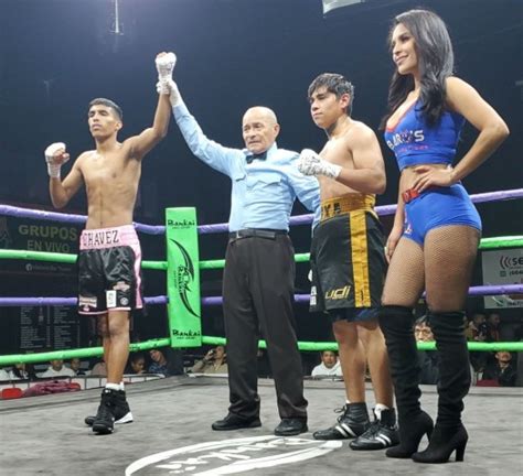 ‘pound 4 Pound Twins Angel And Chavez Barrientes Score First Round