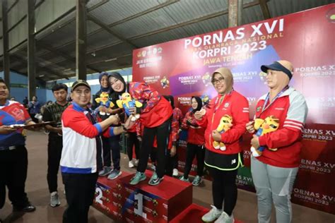 Tim Tenis Lapangan Putri Jateng Raih Medali Emas Pornas Xvi Korpri