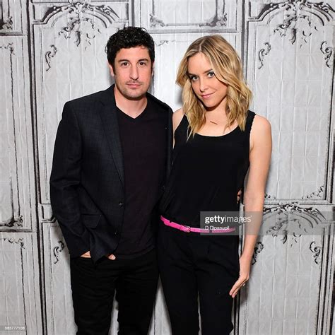 Jason Biggs And Wife Jenny Mollen Attend The Aol Build Speaker Series News Photo Getty Images