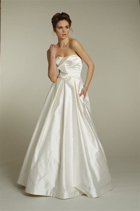 Classic Strapless A Line Silk Taffeta Wedding Dress By Alvina Valenta