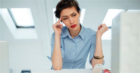 People who thrive under pressure often have these 8 personality traits