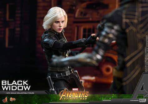 Avengers Infinity War Black Widow 16 Scale Figure By Hot Toys The