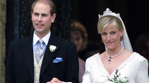 Why Sophie Wessex And Prince Edward DIDN T Kiss Publicly On Their