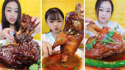 Mukbang Eating Show Eating Roasted Pork Tongue Pork Legs Fatty Meat Satisfy Eating Sounds
