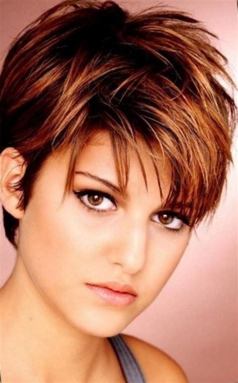 In this article, we collect some fashionable and wonderful short curly hairstyles for thin hair texture. 26 Cute Short Hairstyles for Round Faces | Short thin hair ...