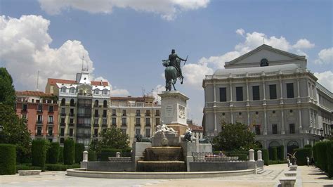 Plaza De Oriente Madrid Réservez Des Tickets Pour Votre Visite