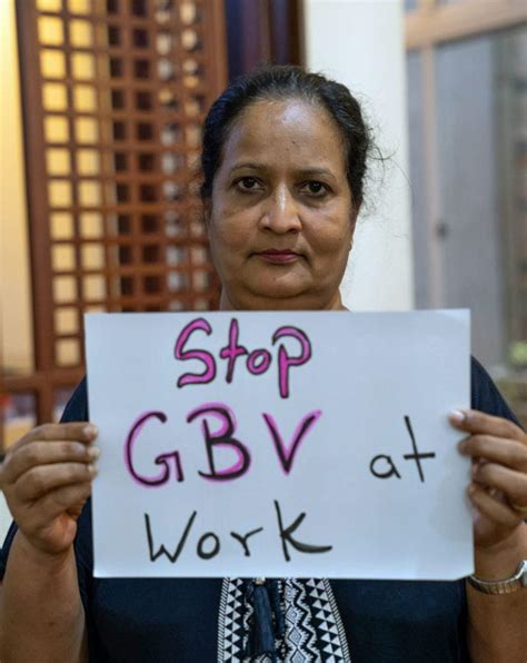 Solidarity Center Sri Lanka Garment Workers Stand Up For Their Rights