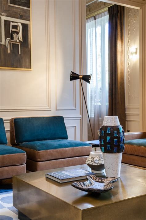 An Intricate Luxury Apartment In The City Of Lights