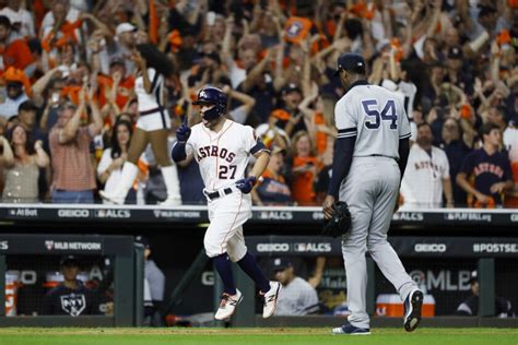 Jose Altuves Home Run Sends Astros Into World Series Los Angeles Times