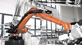 KUKA Robotics Anwendung bei Compositence - KUKA AG