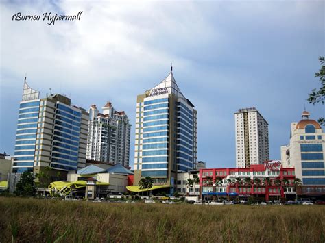 There are hotels, shops, apartments and a police station all attached to the main kk times complex with the imago mall in the centre. The Best Shopping Mall In Kota Kinabalu