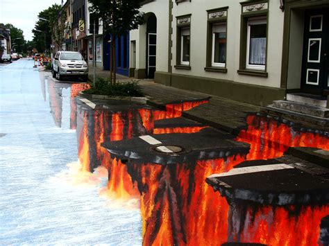 Top 10 Most Bizarre And Amazing Street Arts