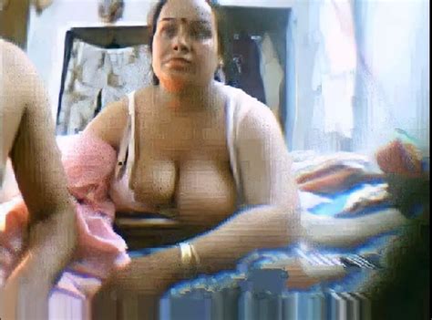 Telugu Big Boobs Aunty Tho Nude Atta Telugu Aunty Porn