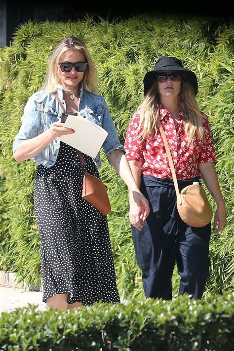 Cameron Diaz And Drew Barrymore Shopping At Melrose Place