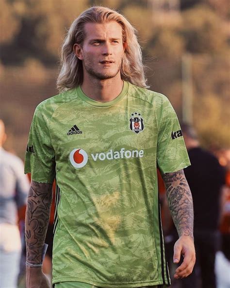 Breaking news headlines about loris karius linking to 1,000s of websites from around the world. loris karius | Tumblr | Long hair styles men, Long hair styles, Mens hairstyles