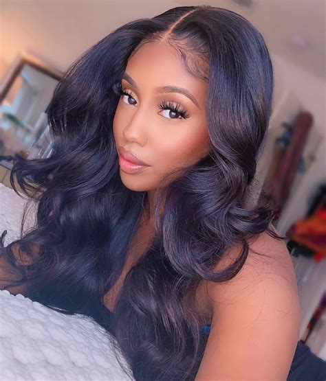 Body Wave Transparent Lace Front Wigs Natural Black Hair Color Human Hair Wigs Hair Waves Wigs