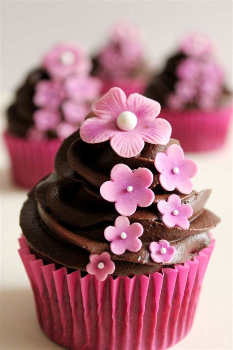 Chocolate Cupcake With Blossom Cupcake Cake Designs Sweet Cupcakes