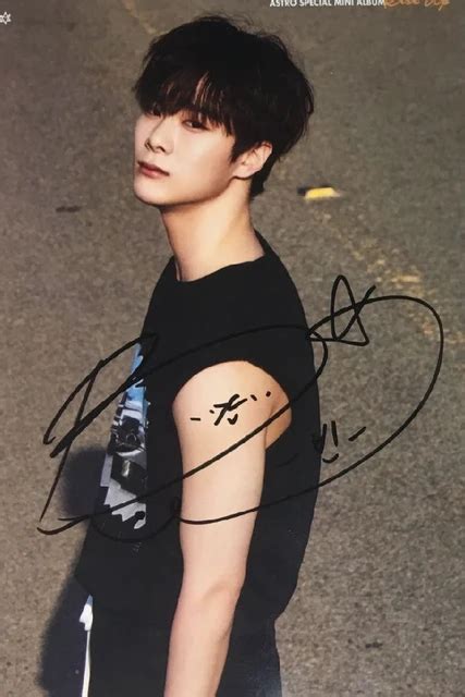 Hand Signed Astro Moon Bin Autographed Group Photo Rise Up 57 K Pop
