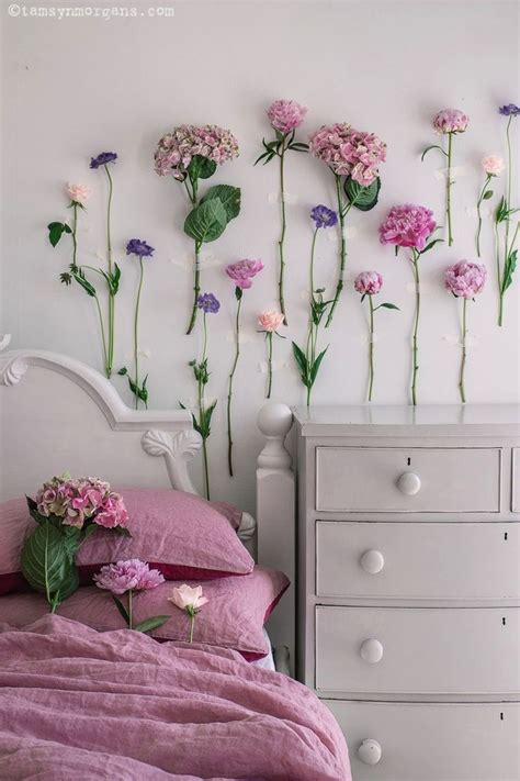 Pin By Taif On ف Floral Bedroom Home Decor Bedroom Themes