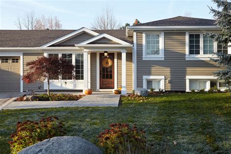 Delivery to finland · estonian manufacturers · affordable prices Oakville Side-Split Facelift - Traditional - Exterior ...