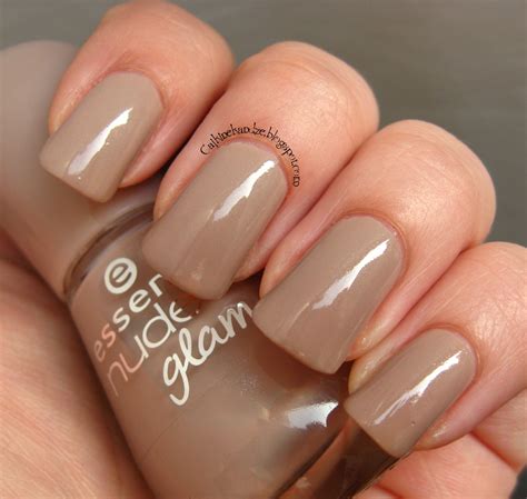 Essence Nail Art Glow In The Night Top Coat Fly Firefly Fly