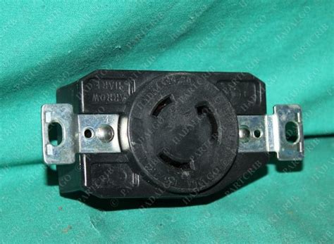 Arrow Hart Receptacle Twist Lock Plug 3p 20a 125250v