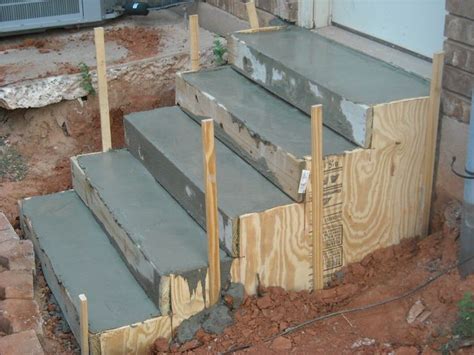 Making Concrete Steps Concrete Stairs Concrete Steps Concrete Diy