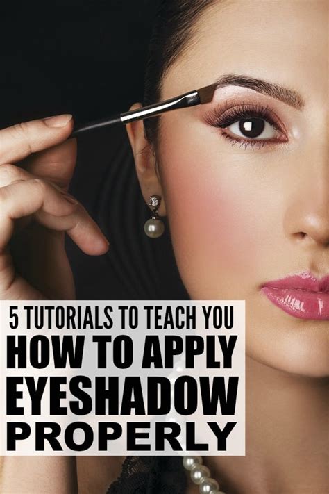 How To Properly Apply Eye Makeup