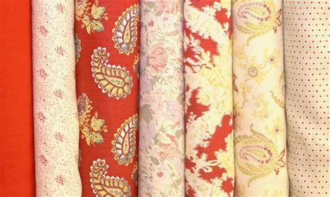 Quilt Kathryn M Ireland Textiles And Design Fabric Wallpaper