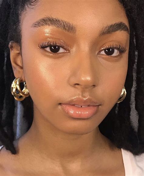 Tiara Willis On Twitter Dark Skin Makeup Natural Glowy Makeup