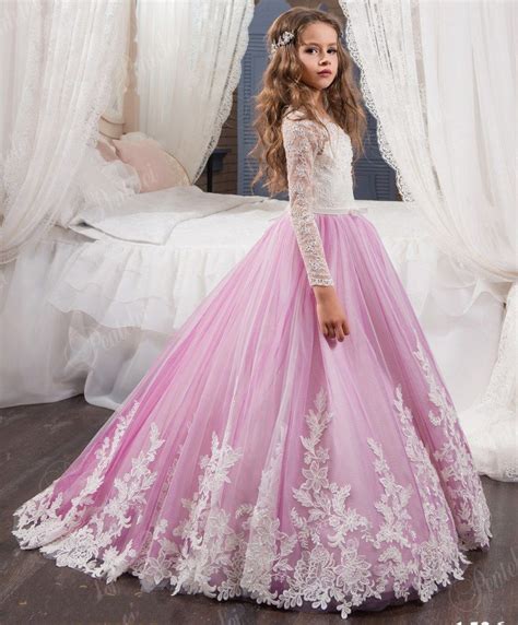 Beautiful Lace Appliques Flower Girl Dresses With Long Sleeves Puffy