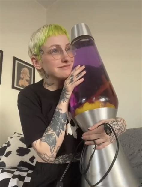 Blob On Twitter Silly Lil Dumb Bitch Got Xxl Lava Lamp And Their