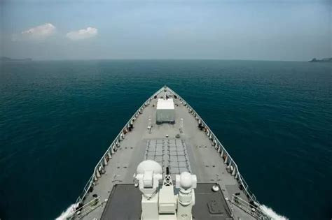 A Glimpse Inside An Ultra Modern Chinese Guided Missile Destroyer