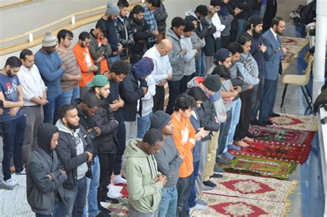Friday Prayer Ends Islamic Awareness Week