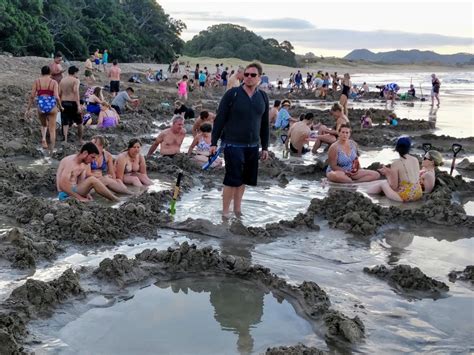 5 Good Reasons To Visit Hot Water Beach New Zealand Tony Florida