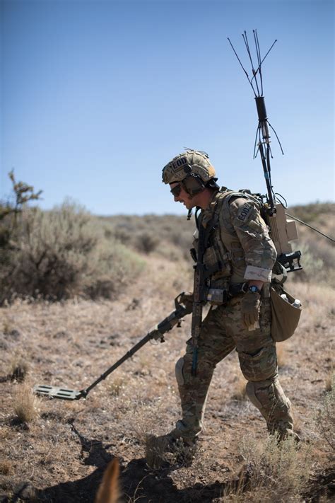 Dvids Images Green Berets Hone Tactics Alongside Sof Enablers