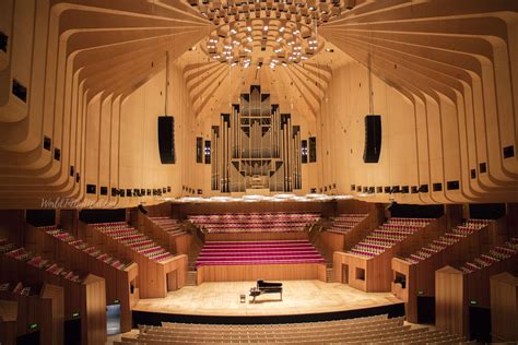 Moments In Australia Miracles At Sydney Opera House