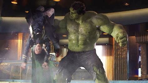 The Avengers 2012 Hulk Vs Loki Hd Ita Youtube