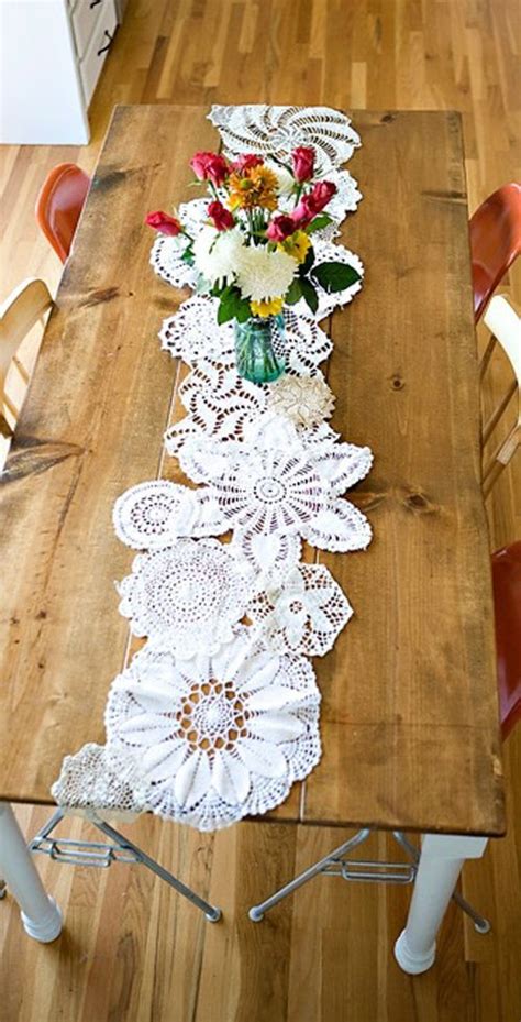 Great Diy Project Using Vintage Doilies Doily Table Runner