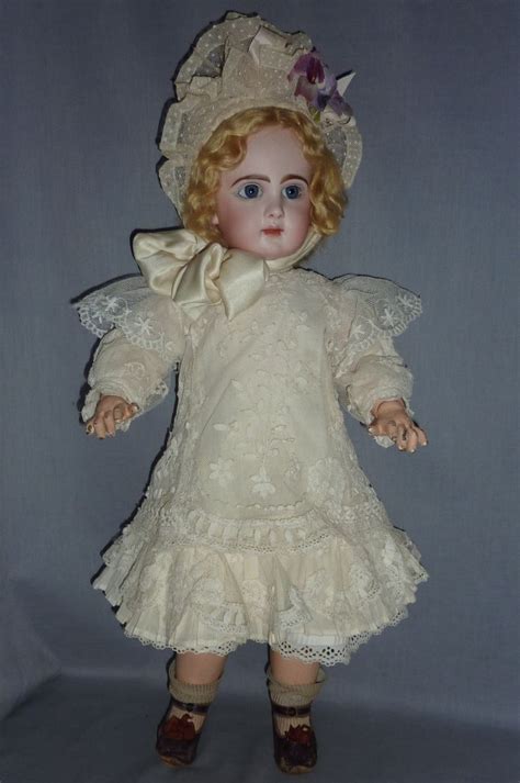 Endearing 22 Tete Jumeau 10 Antique Dolls French Dolls French Antiques
