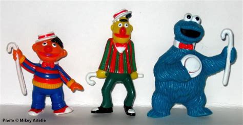 Mikeys Muppet Memorabilia Museum Sesame Street Figurines Part 1 1974