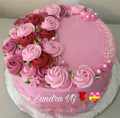 Pin De Sandra Vg🌹💝🌹🌻💝🌻😊 Em Cakes Ideias De Bolos Decoração De Bolos