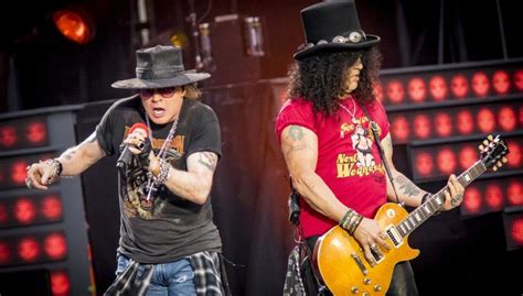 Slash Habló Sobre Cómo Fue Su Reencuentro Con Axl Rose Cuando Regresó A