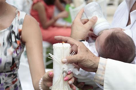 Que Es El Bautizo Y Como Lo Puedes Celebrar En Sencillos Pasos