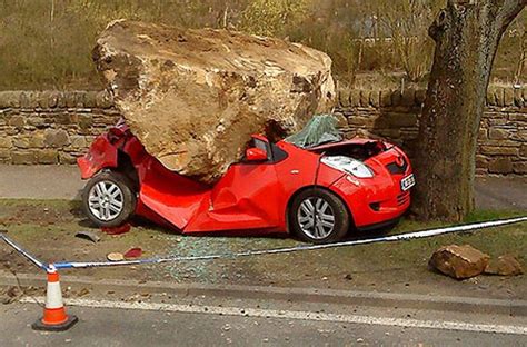 Now Thats A Stone Chip Toyota Yaris Gets Destroyed By Rock In