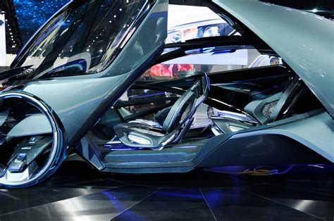 Chevrolet Fnr Autonomous Car Concept Rolls Into Shanghai