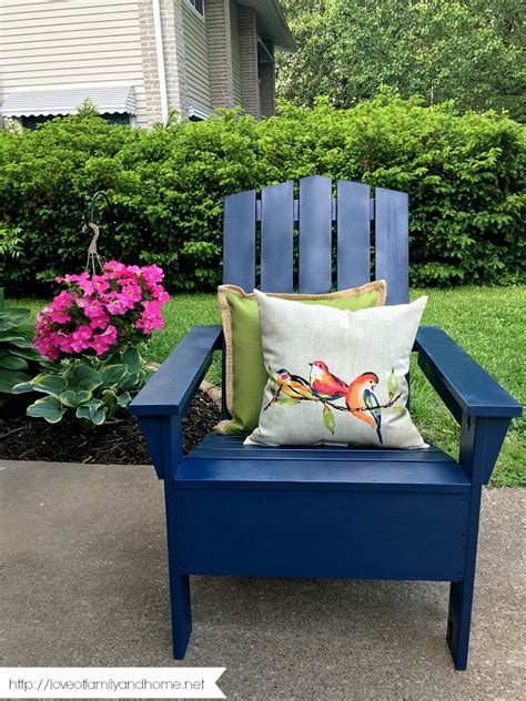 If you're looking for a way to jazz up your garden this summer, you would do well to follow the playa beach beach bum ocean beach beach grass clearwater beach i love the beach am meer beach scenes beach chairs. Spray Painted Adirondack Chair - Love of Family & Home