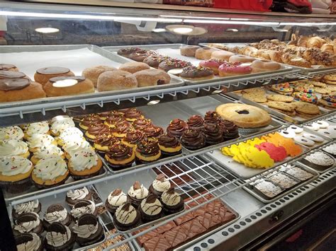 Carlos Bake Shop Cake Boss Cafe Travel Quest Us Road Trip And