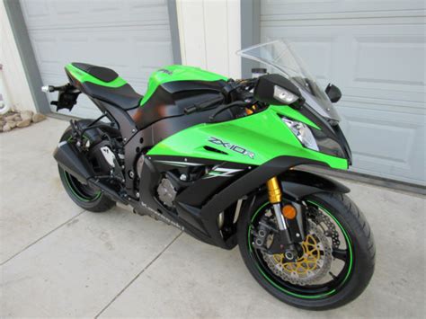 We intend only to give a fair description of the vehicle and its performance capabilities but these specifications may not apply to every machine supplied for sale. 2014 Kawasaki ZX-10R ZX10R ZX10 Green ONLY 162 MILES ...