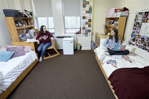 Mcmaster University Housing And Conference Services Residence Buildings